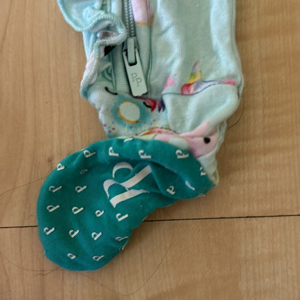 Posh Peanut 3-6 bamboo onesie baby animal donuts ruffle butt footed - Picture 7 of 11